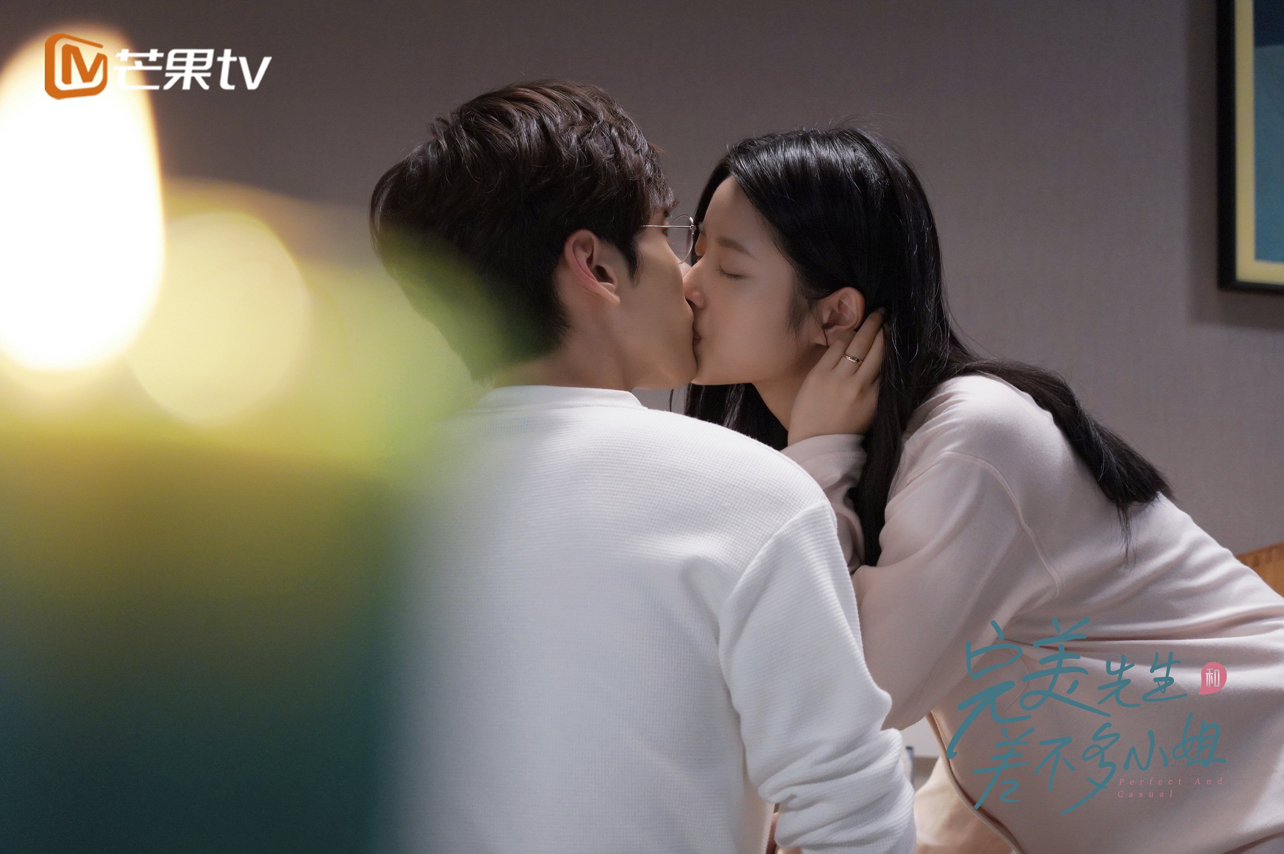 开云网站-“幕后英雄：团队的坚韧与智慧”，幕后团队 英文