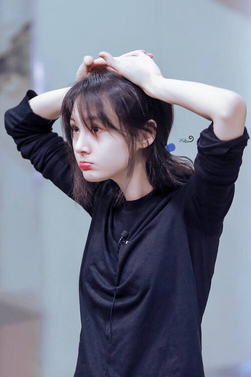 冬奥足球“控雪派”？瑞士打出冰上巴萨风格，瑞士冰雪运动