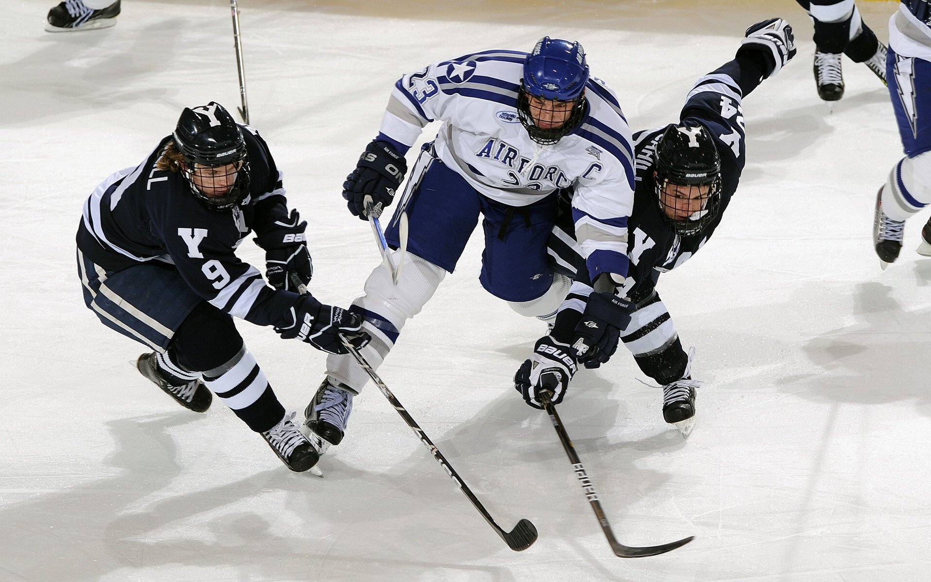 新华社评选出2024年中国体育十大新闻,强调全民健身和全民健康深度融合